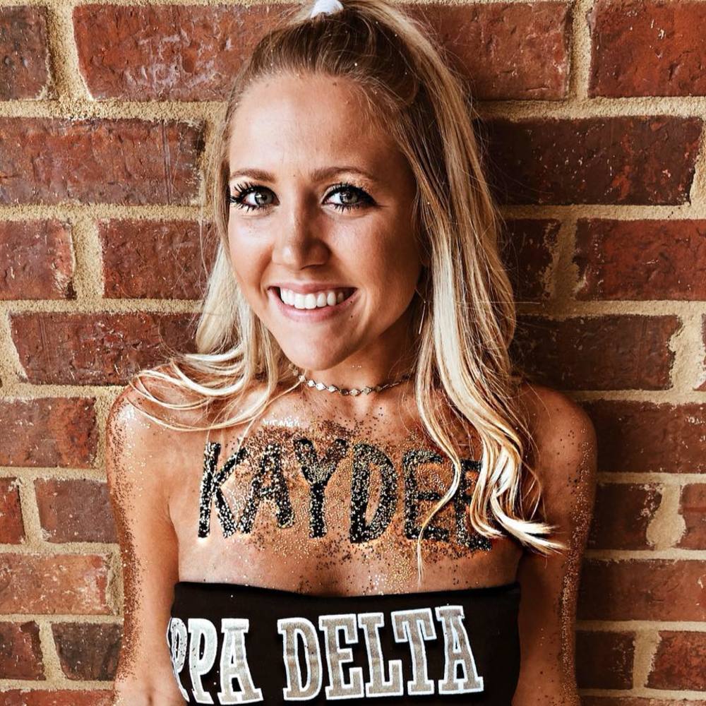 Meet your Posher, Emilee